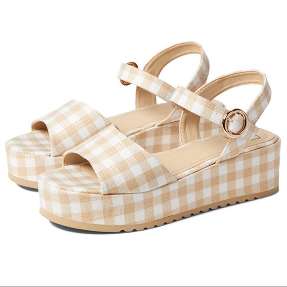 Jump Out Gingham Platform Sandals - Picture 1 of 8